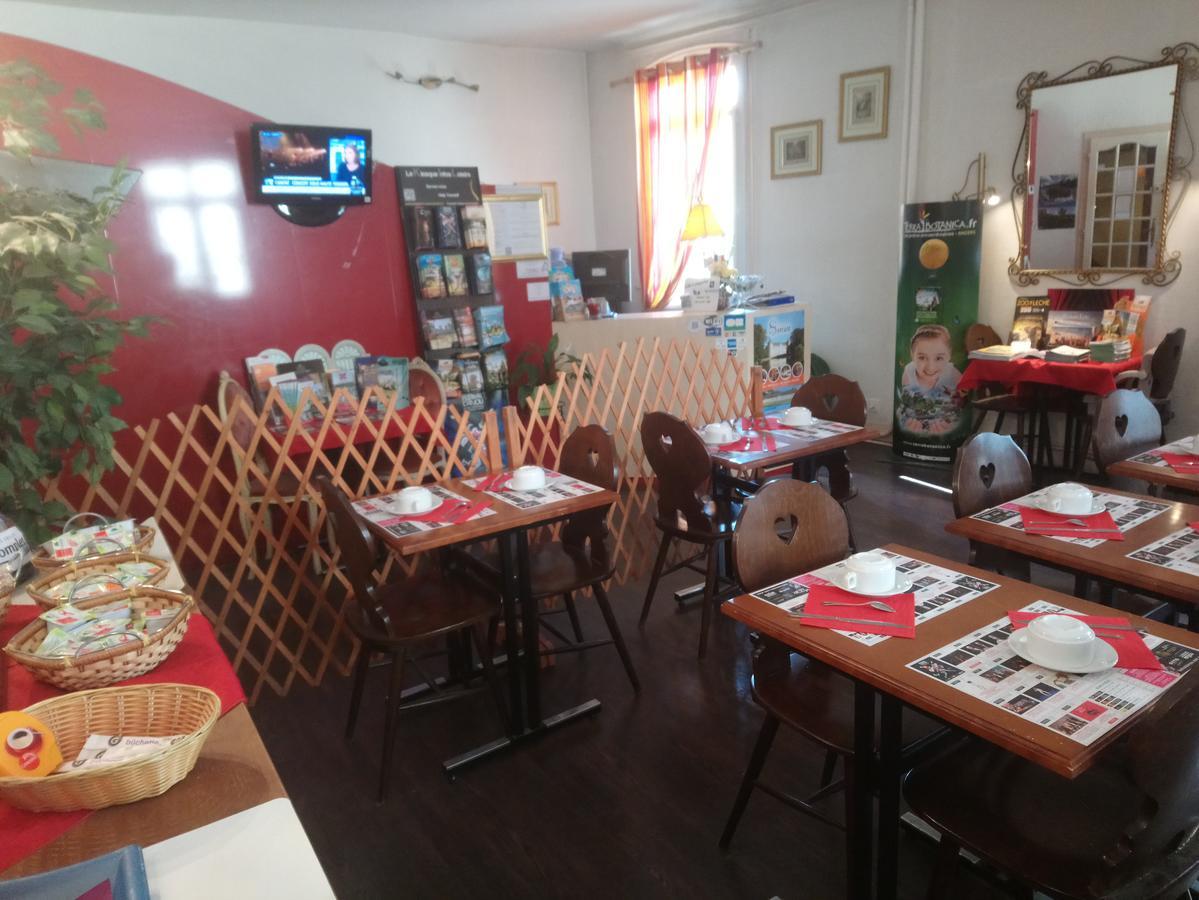 Hotel Moliere Анже Екстериор снимка