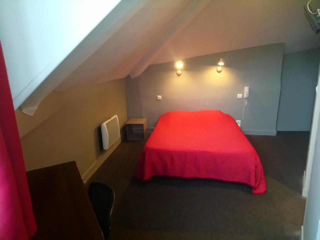 Hotel Moliere Анже Екстериор снимка